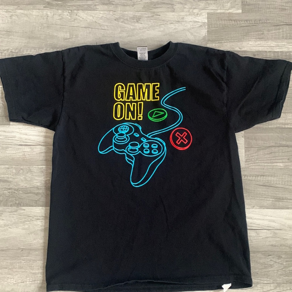 New (without tags) boys black gaming t-shirt. Size XL